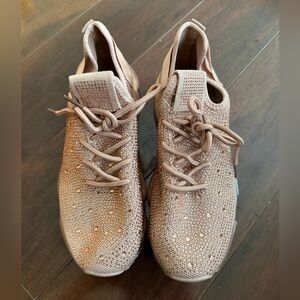 EUC - La Sheelah Beige Rhinestone Women's Sneakers - Woman's Size 7